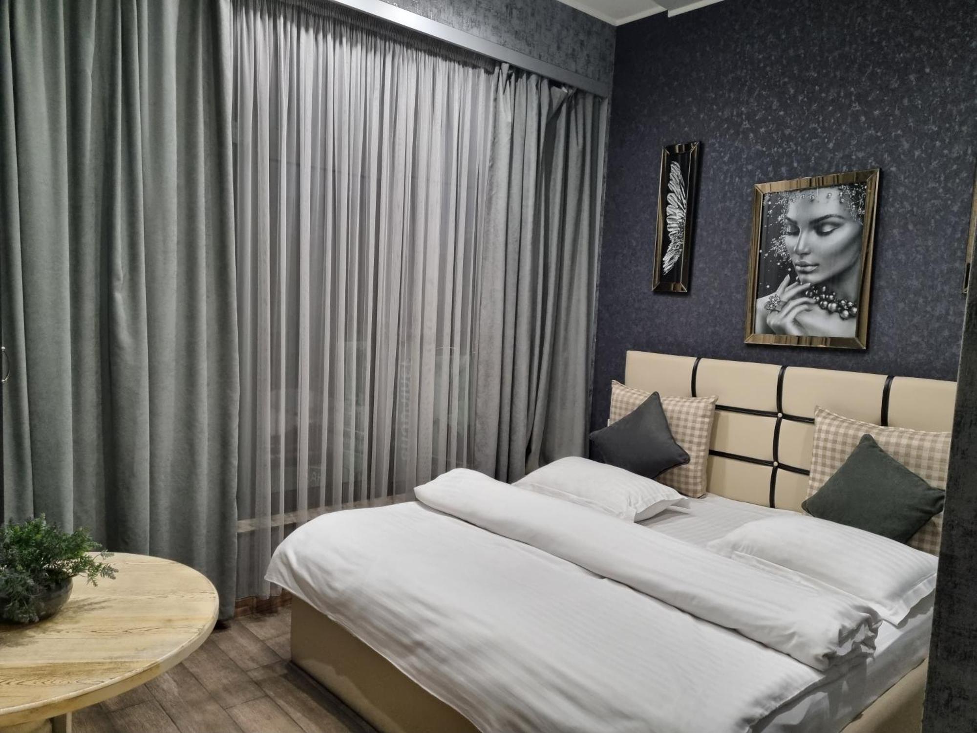 Day Inn Hotel Ереван Екстериор снимка