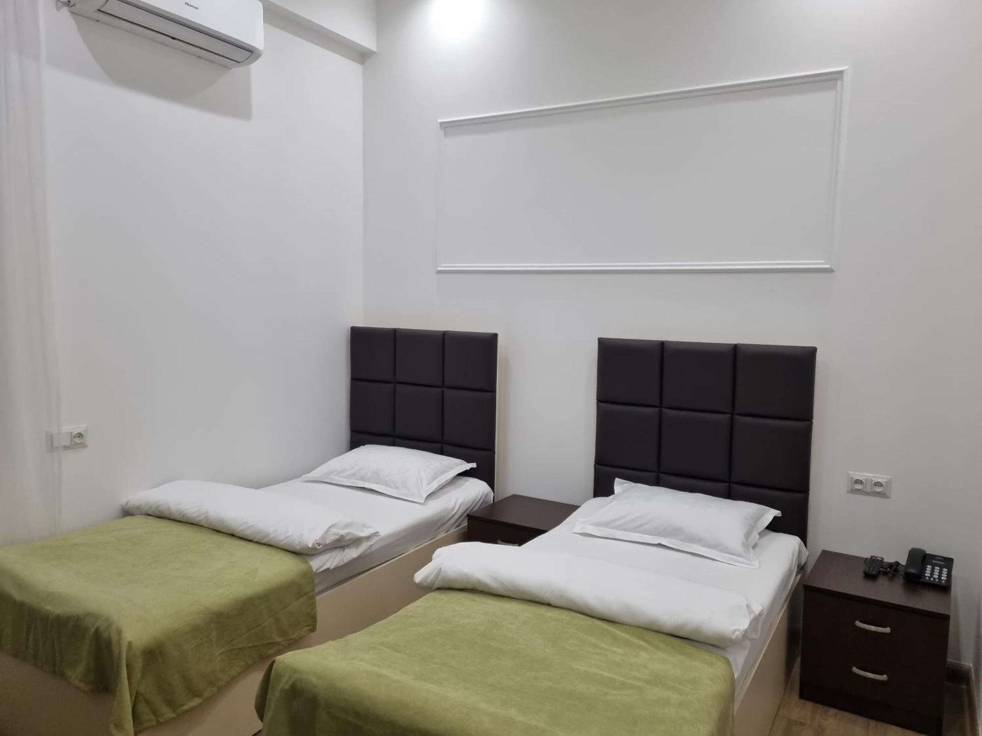 Day Inn Hotel Ереван Екстериор снимка