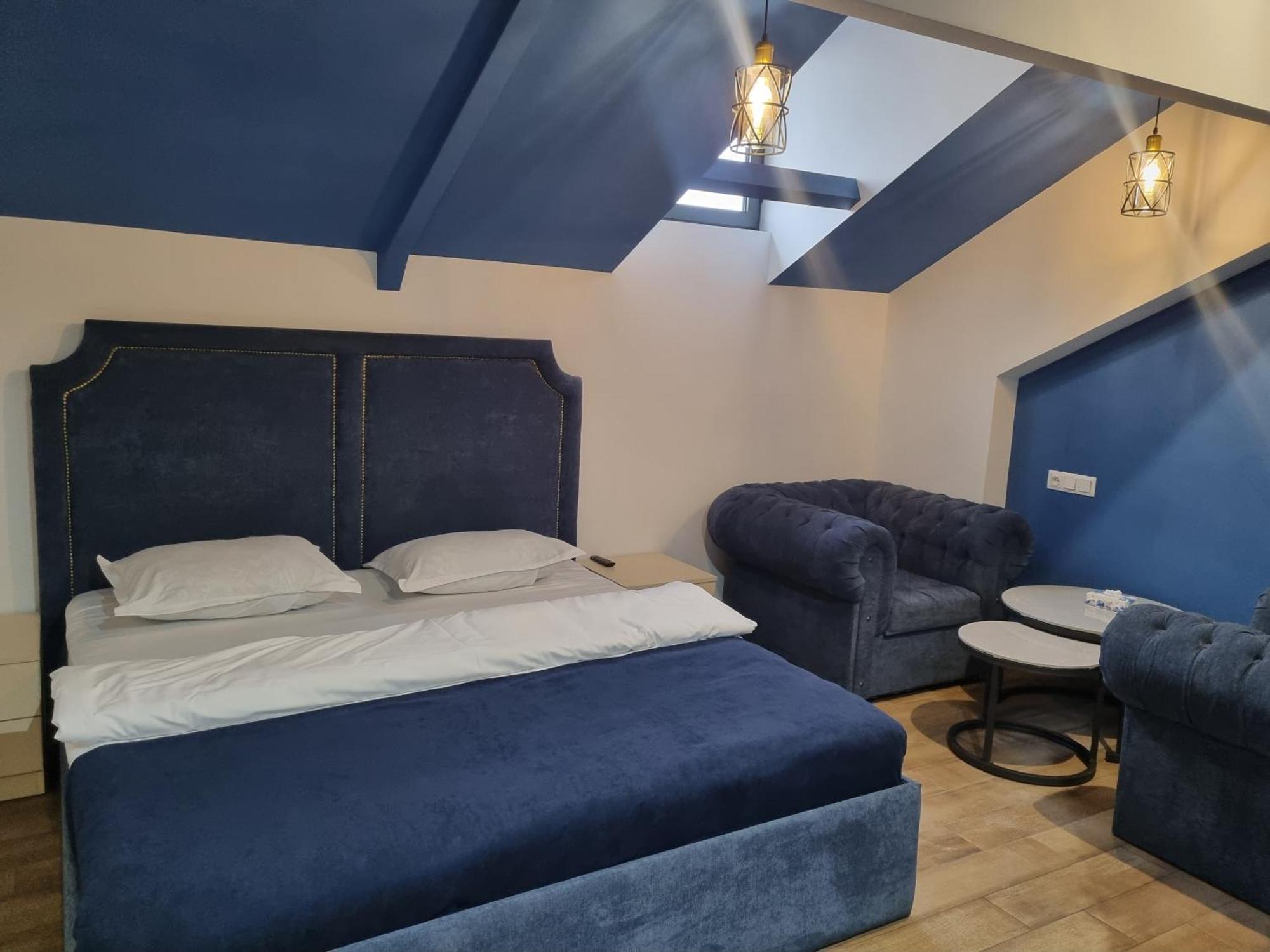 Day Inn Hotel Ереван Екстериор снимка
