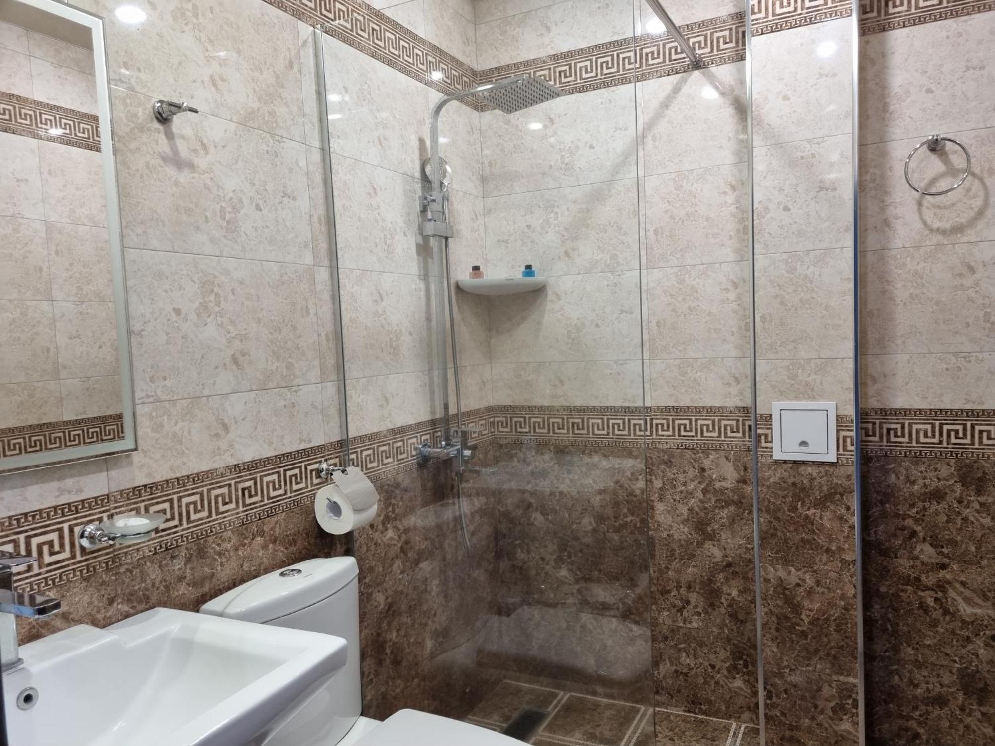 Day Inn Hotel Ереван Екстериор снимка